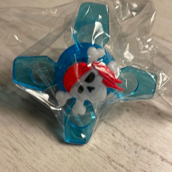 NWOT 8pc Fun light up rings - Picture 1 of 9